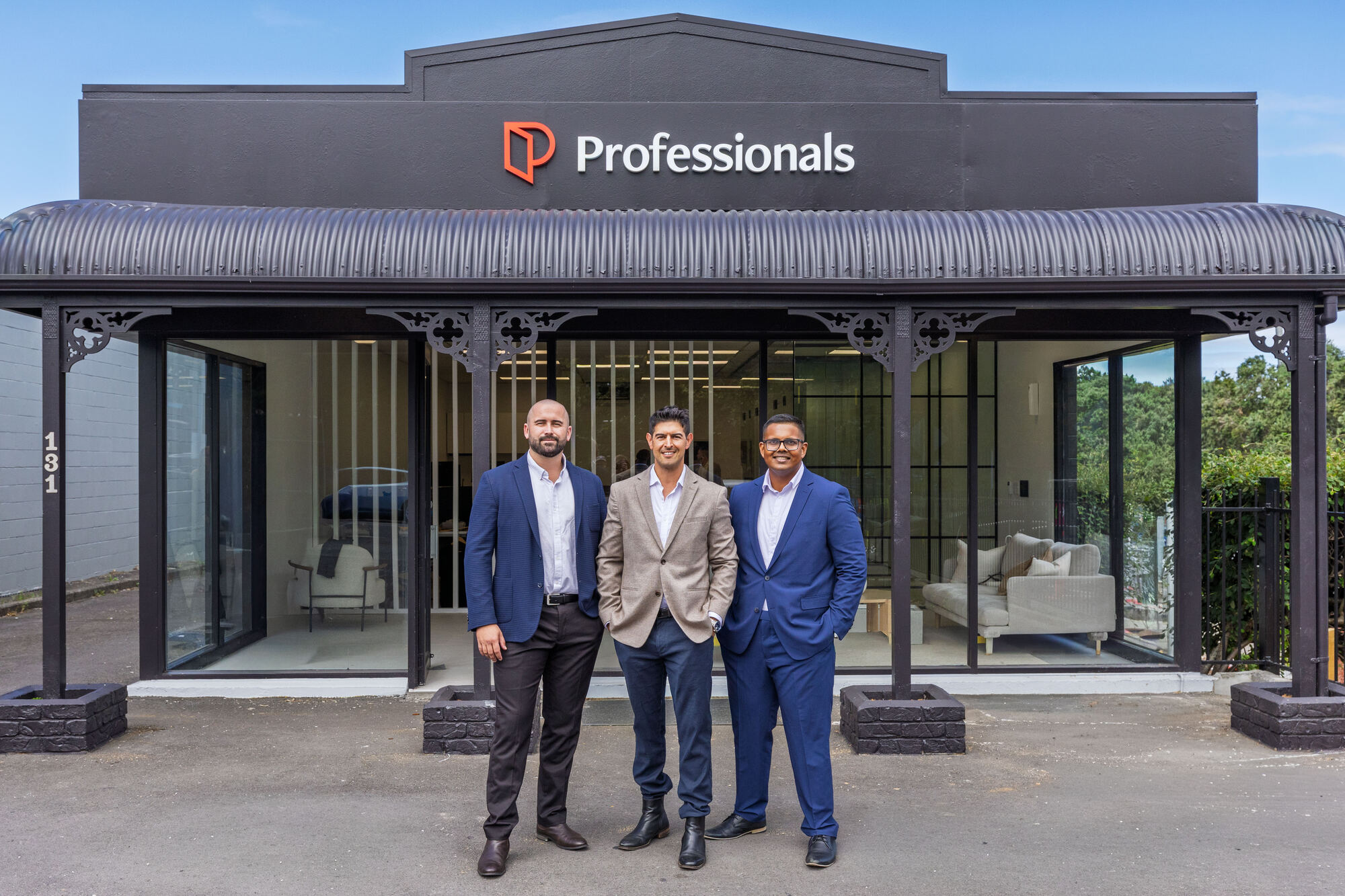 Meros Group sales leaders outside the Professionals office